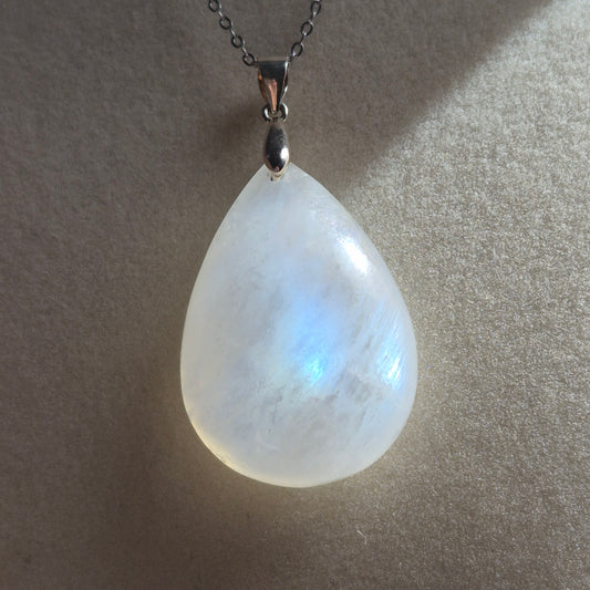 Natural Blue Flash Moonstone Pendant Necklace Silver S925