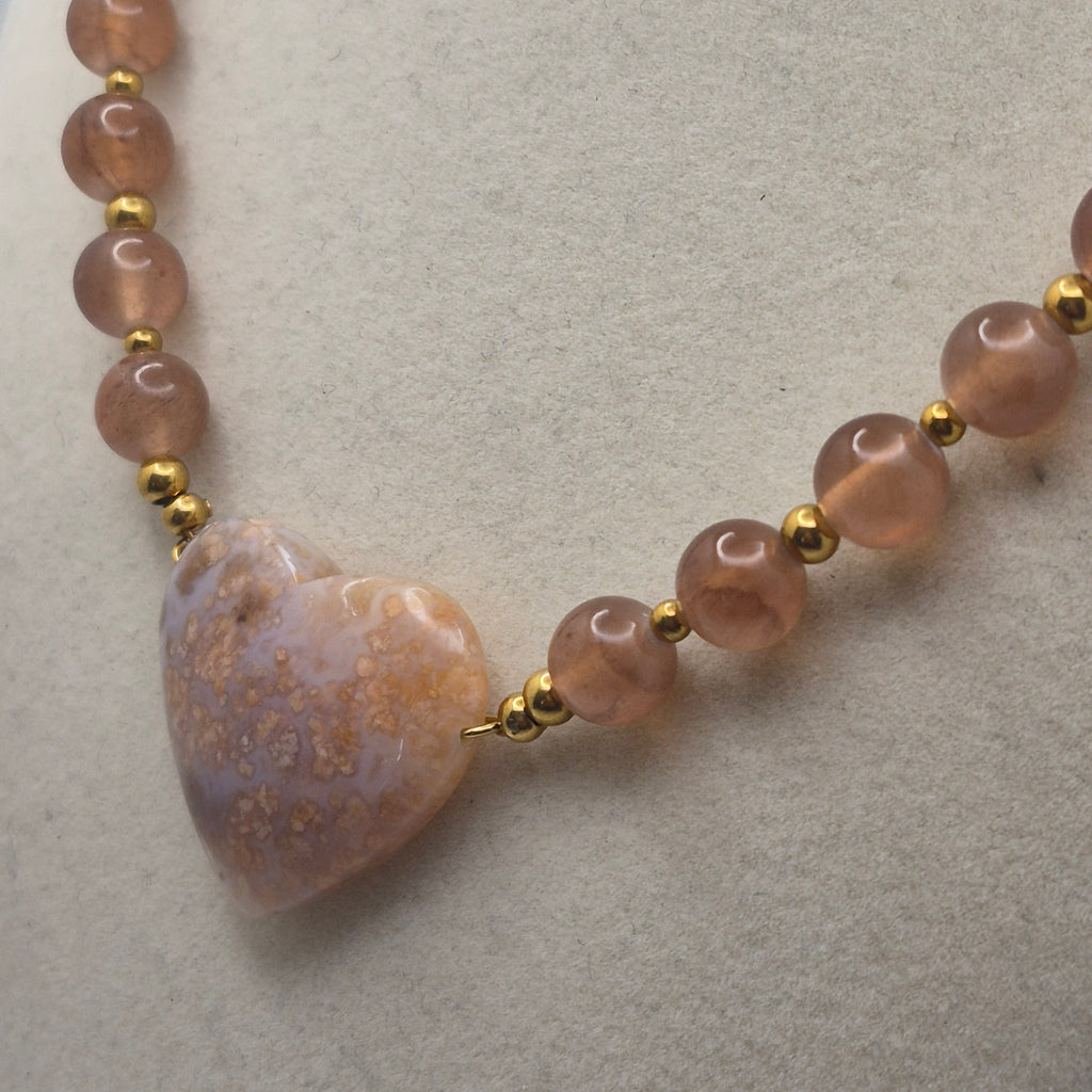 Icy Jade & Fish Egg Agate Heart Necklace – 17"