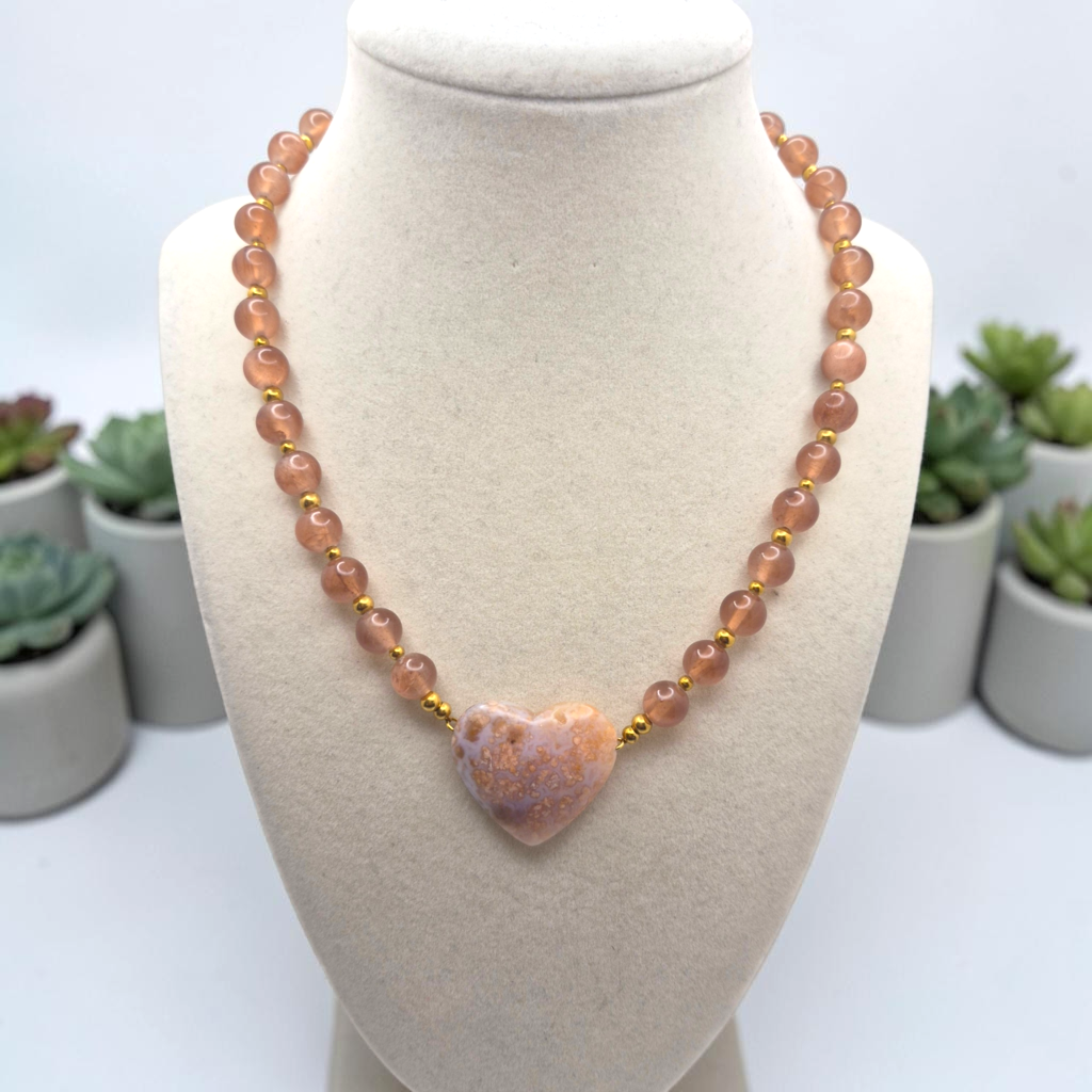 Icy Jade & Fish Egg Agate Heart Necklace – 17"